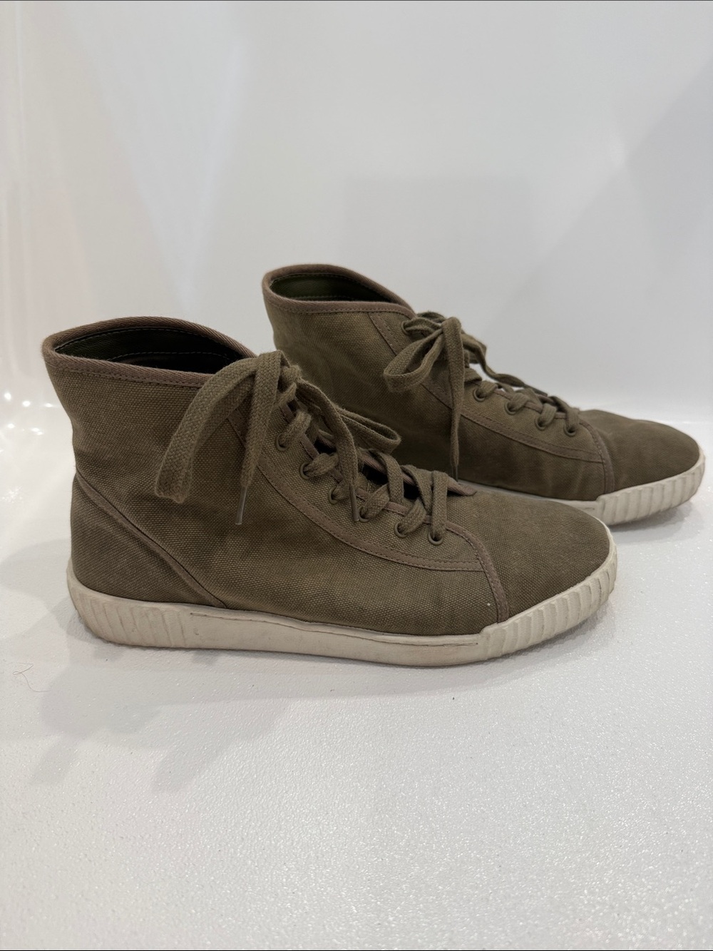 Vince Men's High-Top Sneakers in Olive